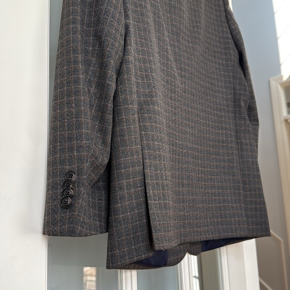 EUC Tommy Blazer, size 42R - Picture 6 of 6